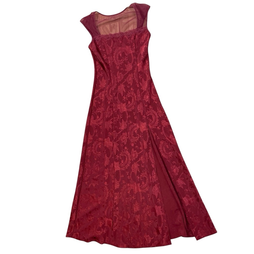 VTG Victorias Secret Gold Label Night Gown Red MD Lace Romantic 90s Moody Sultry